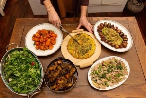Ancient Roman Fare: Home=Dining in Rome