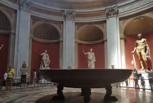 Rome: Full Day Tour Colosseum and Vatican Museums with lunch