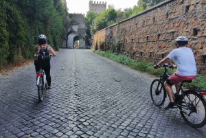 Appian Way Catacombs and Aqueducts Bike Tour
