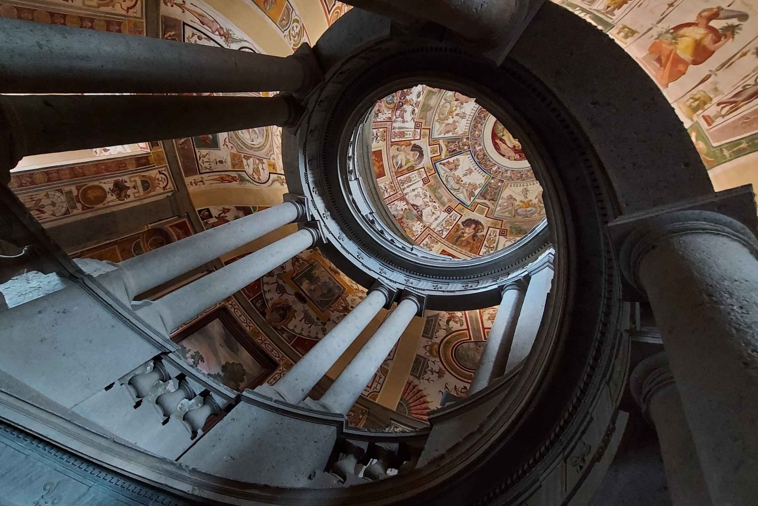 Caprarola: Privat guidet tur i Palazzo Farnese med adgang