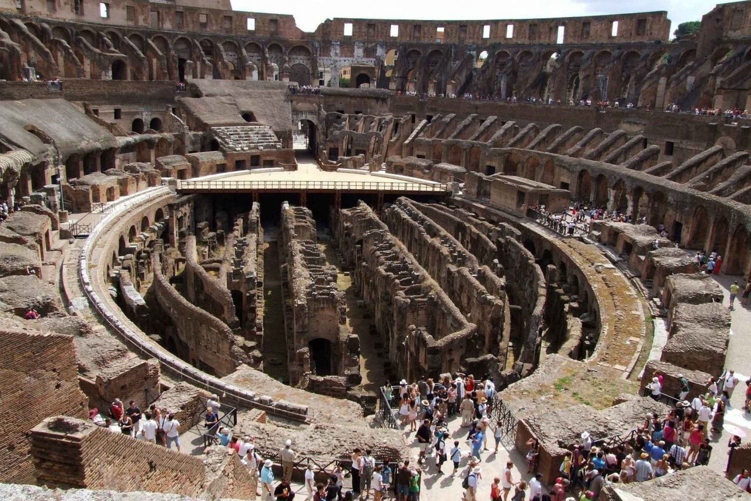 Rome: Colosseum Arena Entry with Audioguide App