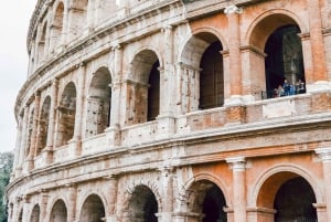 Guidet tur til Colosseum, Arena, Forum Romanum og Palatinerhøjen