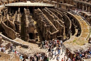 Arena Adventure: Colosseum, Roman Forum, and Palatine Hill