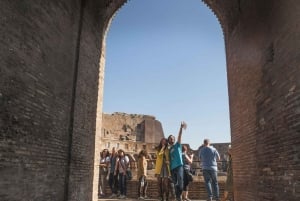 Arena Adventure: Colosseum, Roman Forum, and Palatine Hill