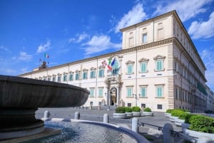 Colosseum & Rome: Romantic Walking Tour for Couples