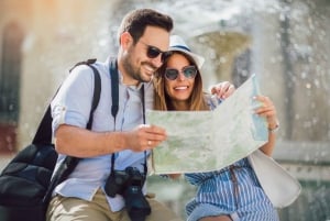 Colosseum & Rome: Romantic Walking Tour for Couples