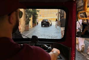 E-Tuk Tour: Express Highlights of Rome