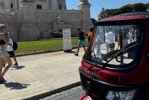 E-Tuk Tour: Express Highlights of Rome
