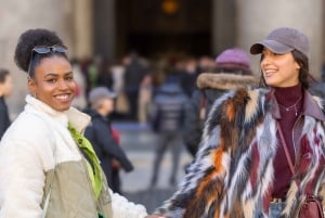 Enjoy your photos alone in Rome
