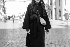 Enjoy your photos alone in Rome
