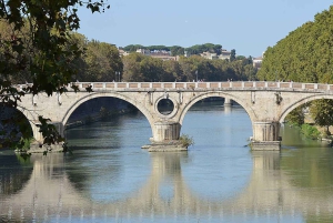 Esplora il passato oscuro di Roma: Fantasmi, esecuzioni e siti infestati