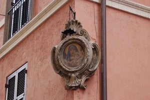 Esplora il passato oscuro di Roma: Fantasmi, esecuzioni e siti infestati