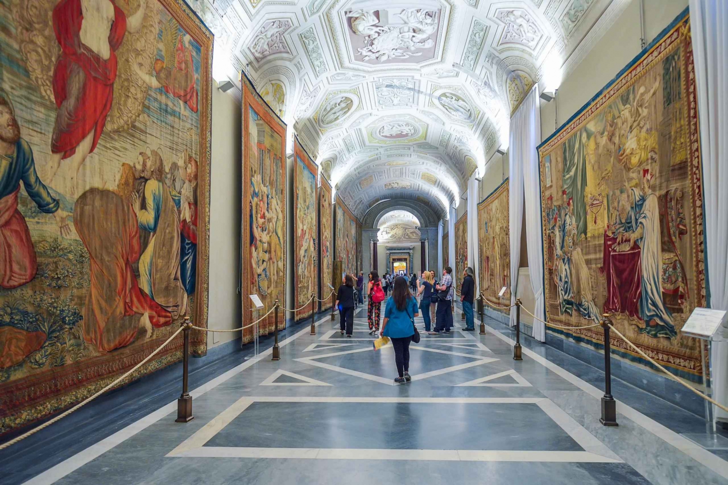 Fast Track: Sistine Chapel & St. Peter's Basilica