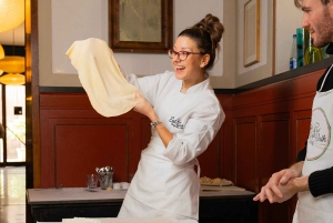 Fettuccine e tiramisù: lezione di cucina con vino e limoncello