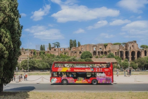 En bus à arrêts à arrêts multiples : visite en arrêts multiples de Rome et transfert en bus