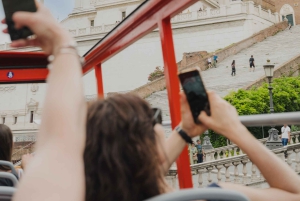 En bus à arrêts à arrêts multiples : visite en arrêts multiples de Rome et transfert en bus