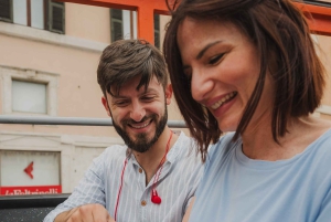 En bus à arrêts à arrêts multiples : visite en arrêts multiples de Rome et transfert en bus