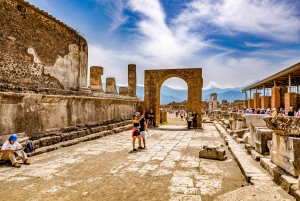 From Pompeii and Vesuvius Day Trip with Optional Lunch