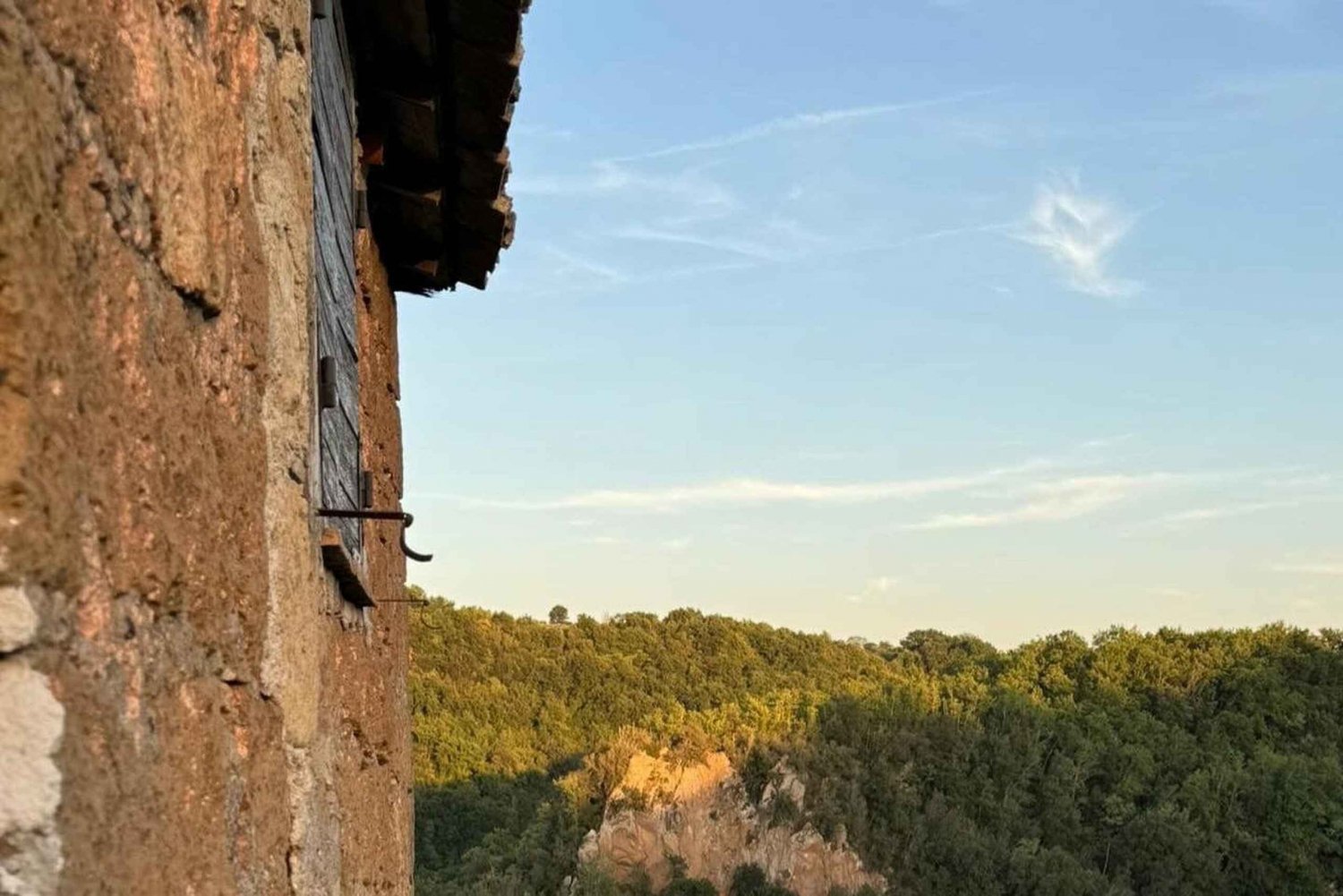 From Rome: Bracciano Lake & Calcata Day Trip, Wines & Lunch