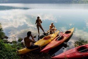 From Rome: Castel Gandolfo Kayak and Swimming Lake Tour
