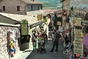 Roomasta: Tutustu Casciaan ja Spoletoon koko päivän kierros