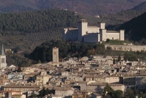 Från Rom: Upptäck Cascia och Spoleto på en heldagsutflykt