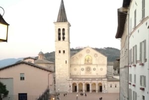 Från Rom: Upptäck Cascia och Spoleto på en heldagsutflykt