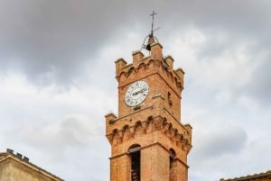 From Rome: Montepulciano/Tuscany Day Trip with Lunch & Wine