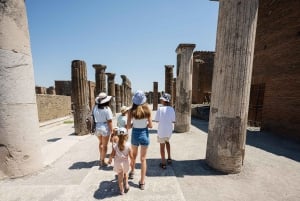 From Rome: Pompeii, Amalfi Coast and Positano Day Trip