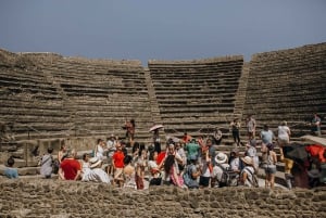 From Rome: Pompeii Tour with Archaeologist & Amalfi Coast