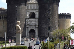 From Rome: Pompeii and Naples, Full Day Tour with Lunch