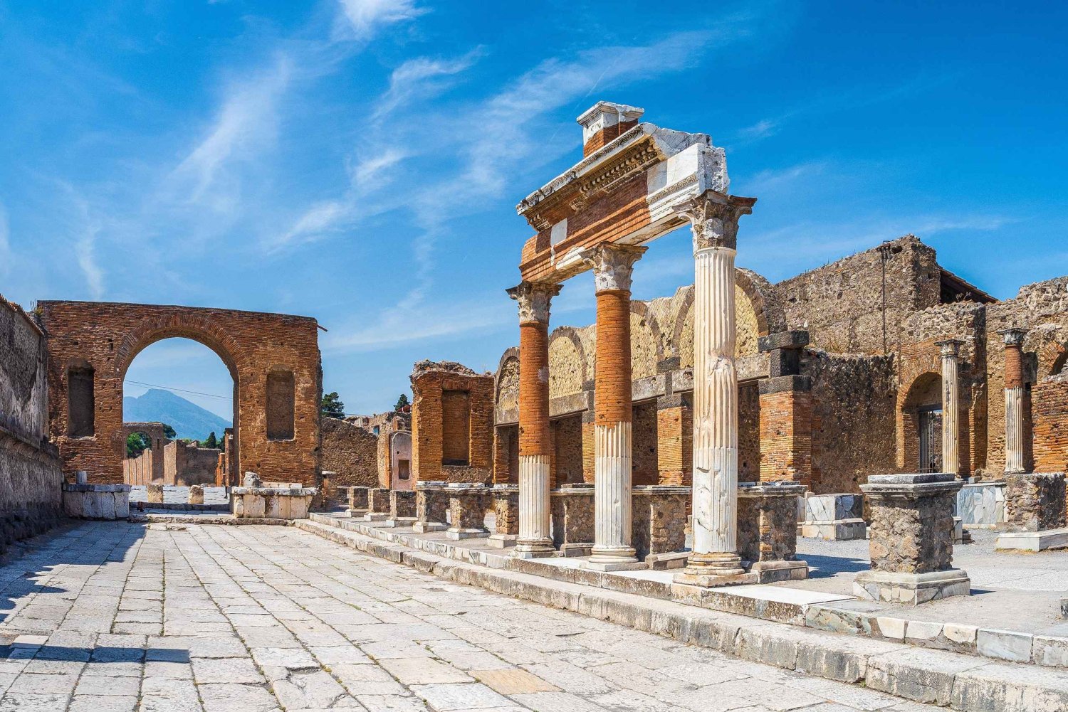 Desde Roma: Pompeya y el Vesubio con almuerzo
