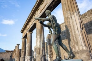 From Rome: Round-Trip Transfer to Pompeii and its Ruins