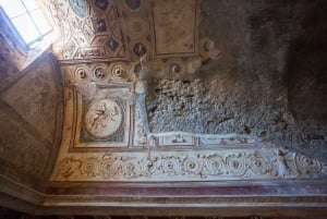 Round-Trip Transfer to Pompeii and its Ruins