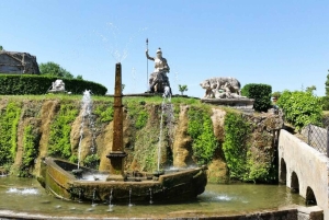 Desde Roma: Excursión guiada de un día a los Jardines de Tivoli y la Villa Adriana