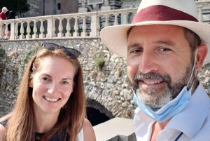 Desde Roma: Excursión guiada de un día a los Jardines de Tivoli y la Villa Adriana