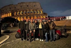 ゴルフカートツアー：夜のローマのハイライトを効率的に巡る