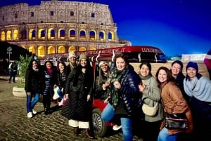 ゴルフカートツアー：夜のローマのハイライトを効率的に巡る