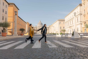 Interactive Rome Couples Photoshoot with Storytelling Video