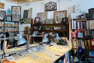 ローマのトラステヴェレ地区でのモザイク制作ワークショップ