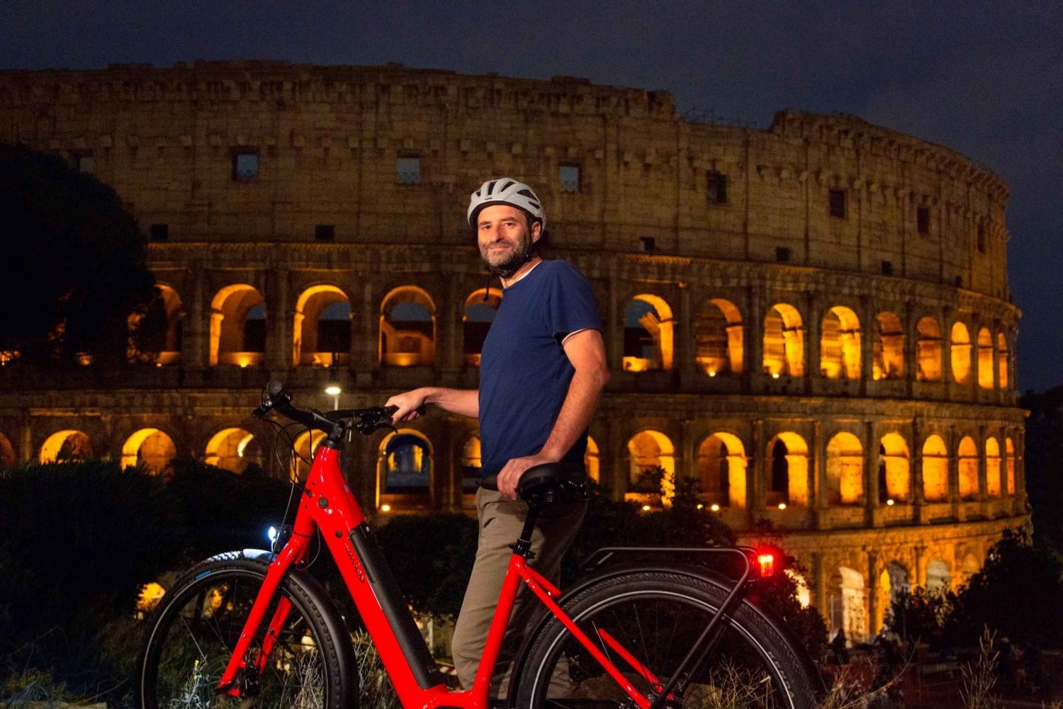 Nächtliche Tour durch Rom mit Top-E-Bike und optionalem italienischen Abendessen