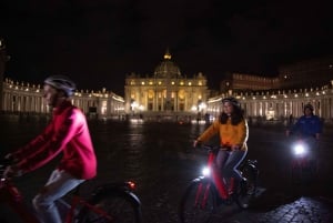 Nächtliche Tour durch Rom mit Top-E-Bike und optionalem italienischen Abendessen
