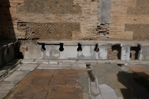 Ostia Antica -kierros ja kuljetus: Henkilökohtainen tai ryhmä Max. 8