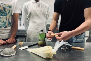 Roma: lezione di cucina e preparazione di cannoli, gelato e tiramisù