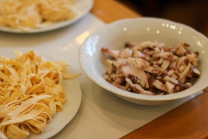 Private Pasta & Tiramisu Cooking Class with Unlimited Wine