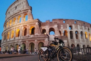 Rome: Night E-Bike Tour with Pizza Option