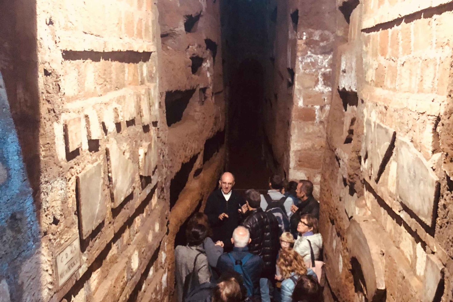Roman Catacombs Guided Tour with Transfer