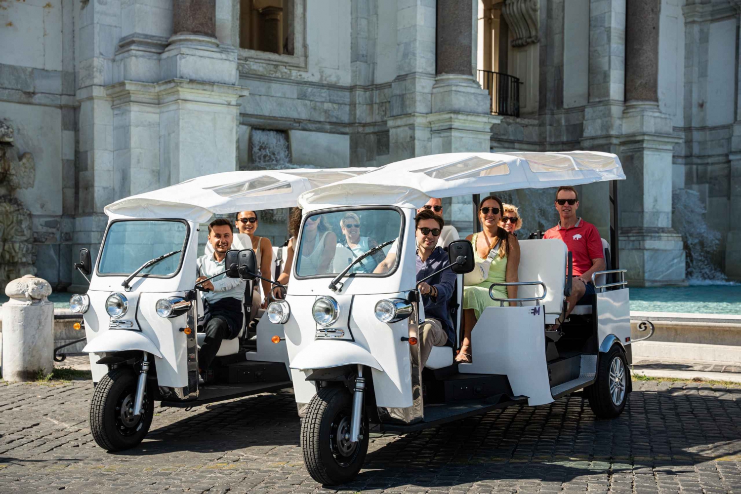 Rome: Tuk Tuk Private Tour with Hotel Pickup and Prosecco