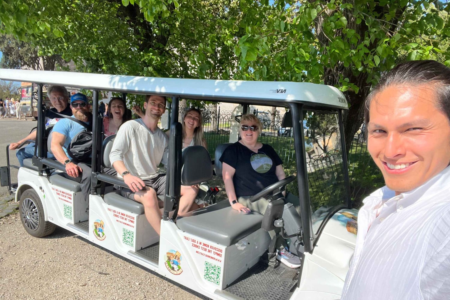 ローマ:4時間のデラックスゴルフカートによるパーソナライズド観光ツアー