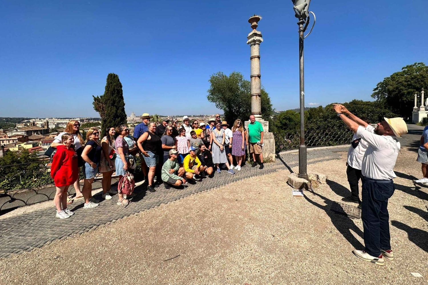 ローマ:4時間のデラックスゴルフカートによるパーソナライズド観光ツアー